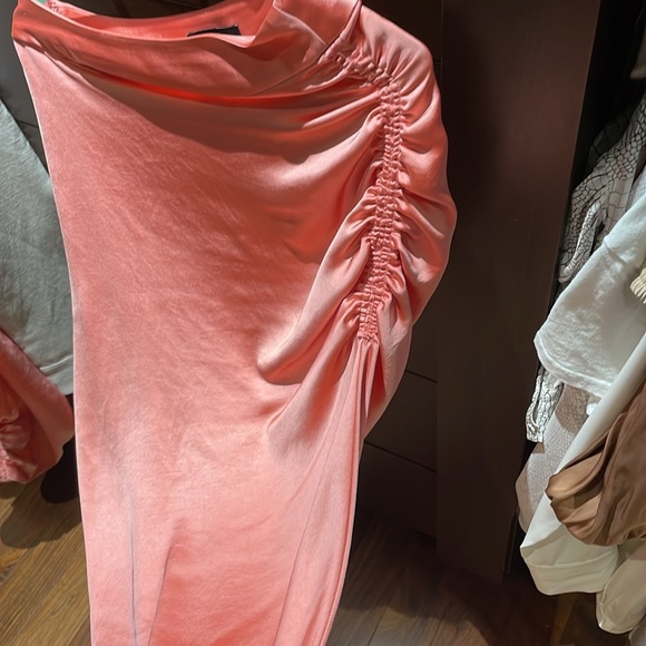 Smythe 2 piece peach dress. - Picture 6 of 9